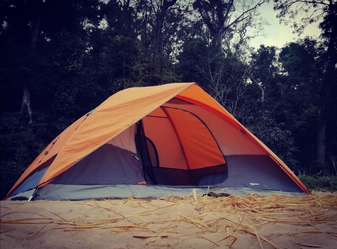 מדיקרי Coorg River Rock Camping מראה חיצוני תמונה